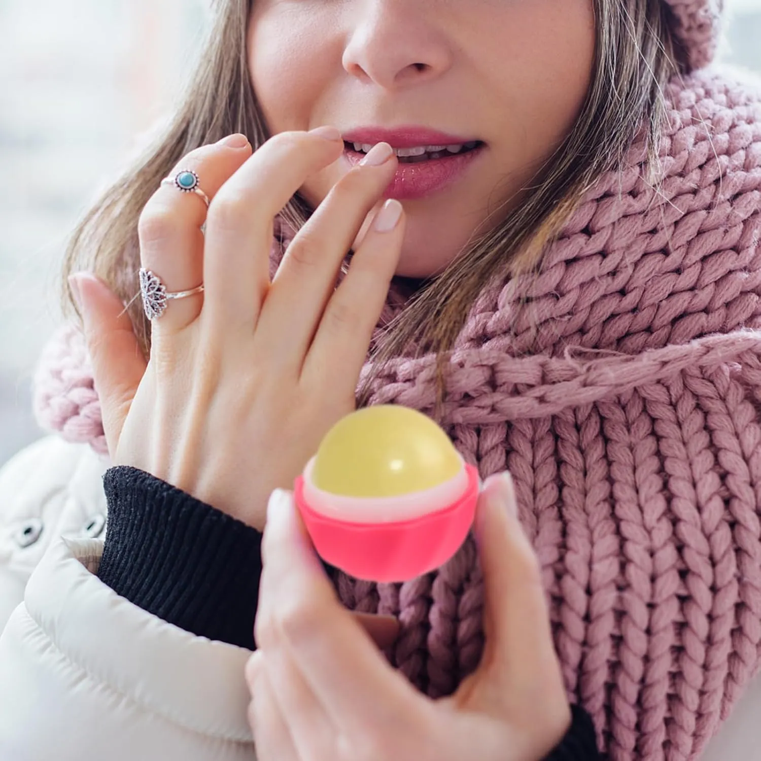 10pcs Box Spherical Lipstick Case Plastic Bulk Travel Dispenser