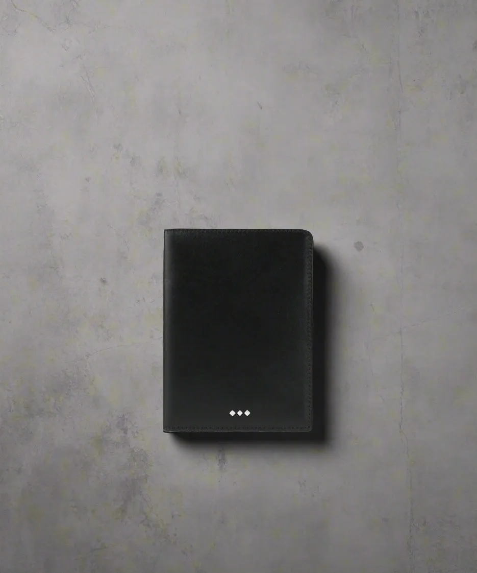 Analyst Passport Holder 221 | Black
