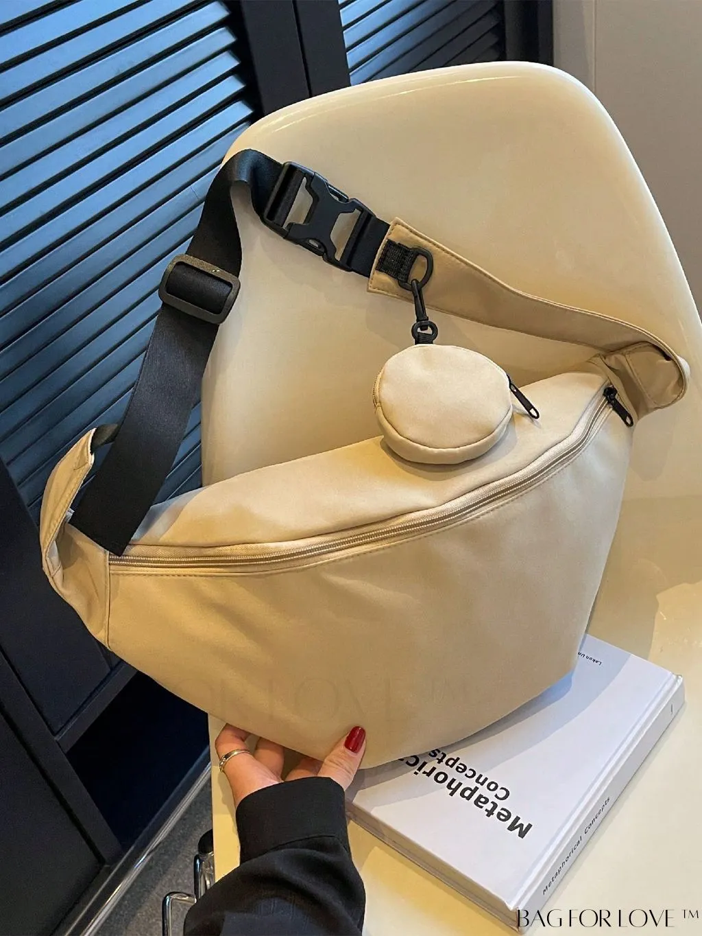 BagForLove - Coin Purse Included: Solid Color Hobo Bag with a Touch of Casual Elegance