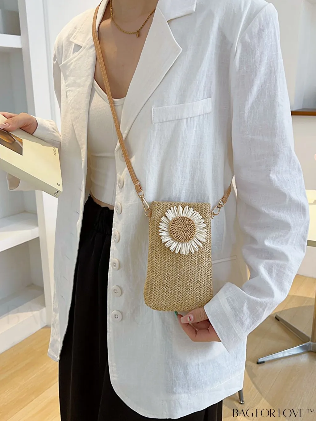 BagForLove - Floral-Decorated Mini Vacation Woven Crossbody Bag for Effortless Style