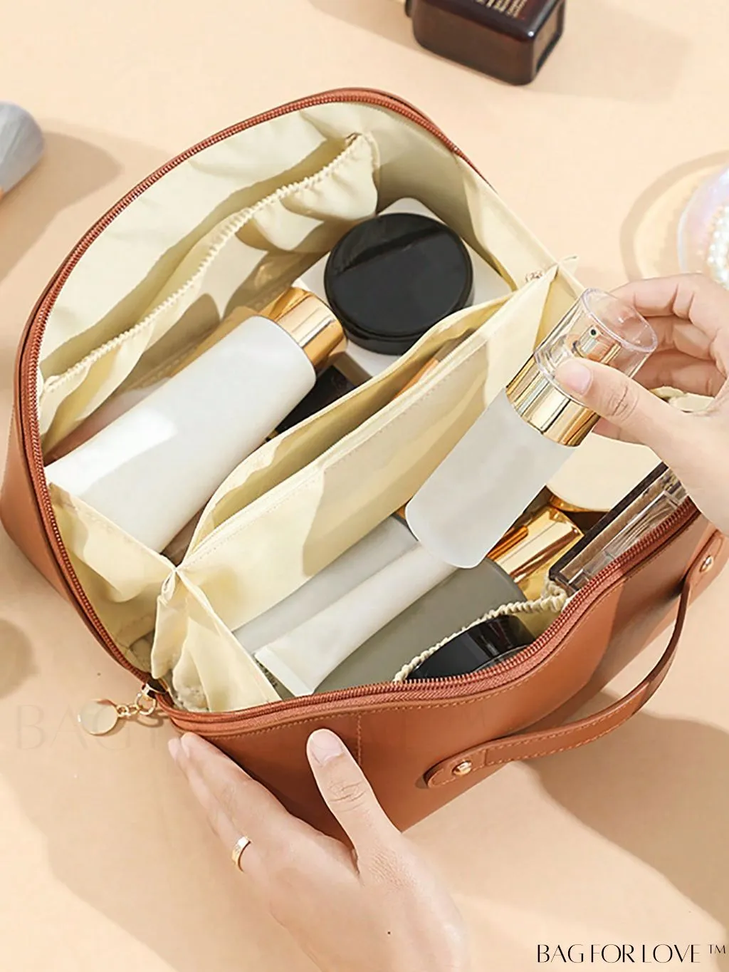 BagForLove - Portable Travel Toiletry Organizer - Large Capacity, Multi-function, PU Handbag