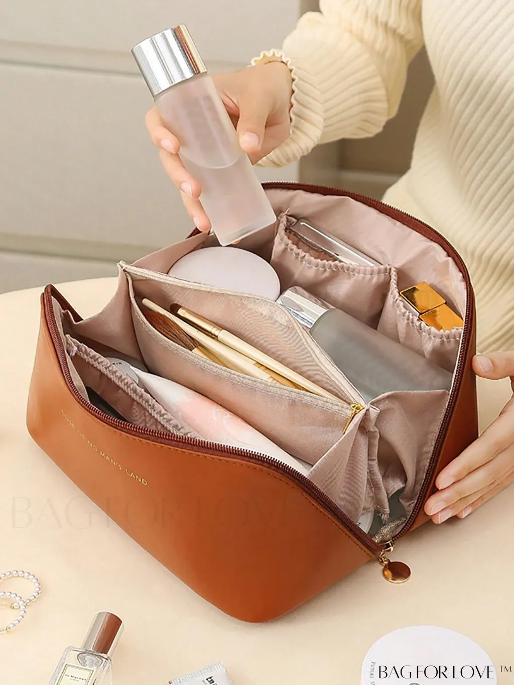 BagForLove - Portable Travel Toiletry Organizer - Large Capacity, Multi-function, PU Handbag