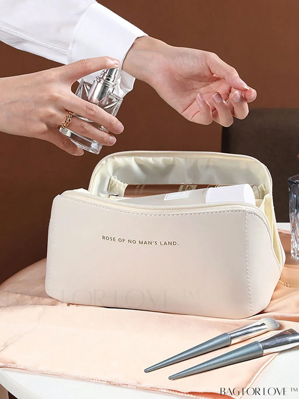 BagForLove - Portable Travel Toiletry Organizer - Large Capacity, Multi-function, PU Handbag