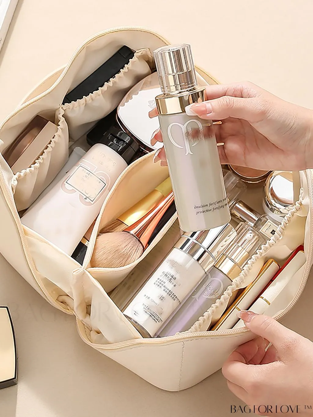 BagForLove - Versatile PU Travel Cosmetic Bag - Large Capacity, Portable Organizer for Womens Toiletries