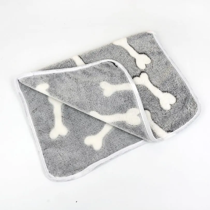 Breathable Pet Blanket For Soft Warm Sleep
