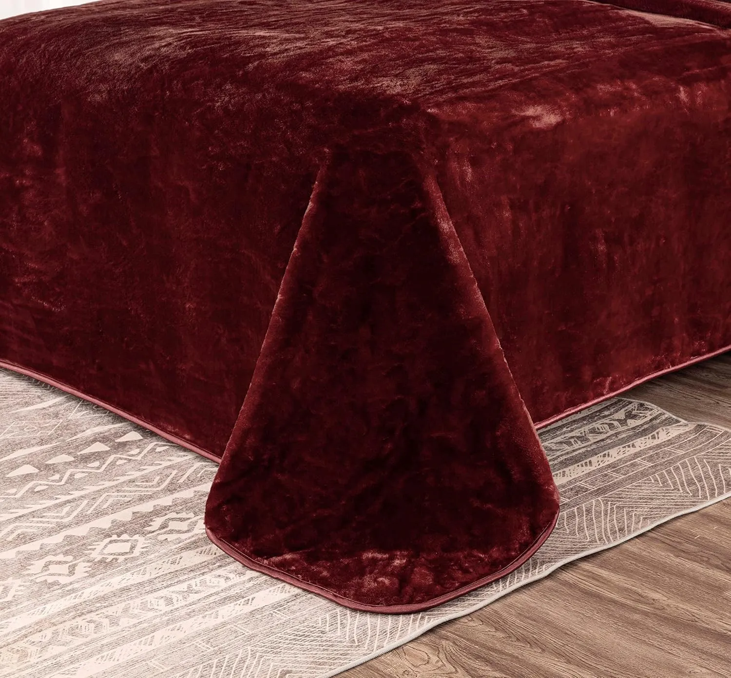 Chezmoi Collection Heavy Single Ply 9 Lbs Korean Style Faux Mink Blanket, 750GSM Thick Silky Soft Plush Raschel Mink Blanket, 85" x 95" King, Solid Burgundy