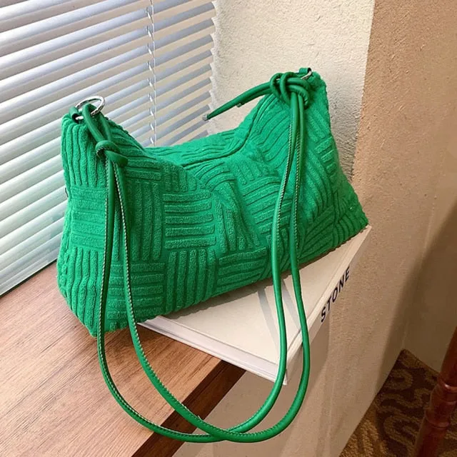 Diagonal Large Capacity Shoulder Bag