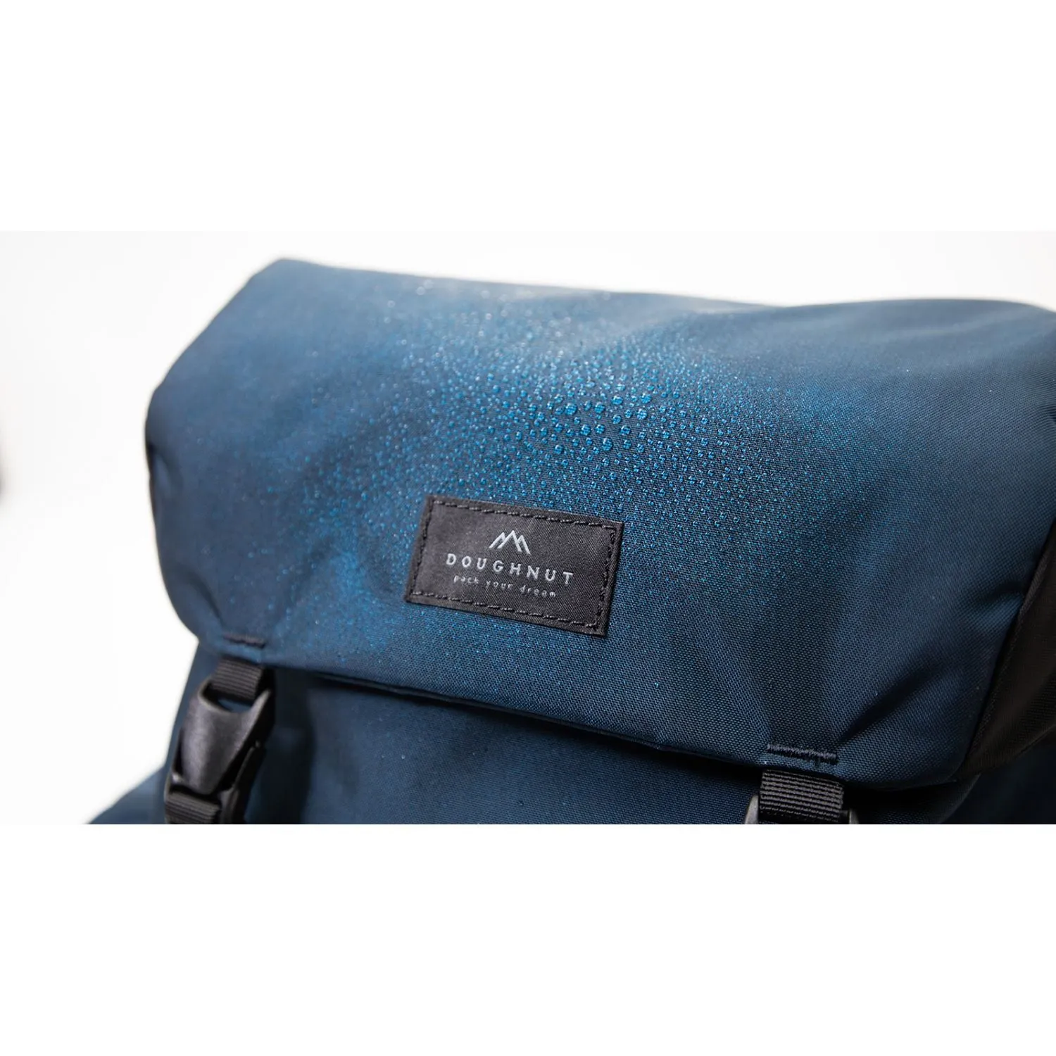 Doughnut Absorb Ocean Power Series - Pacific Blue