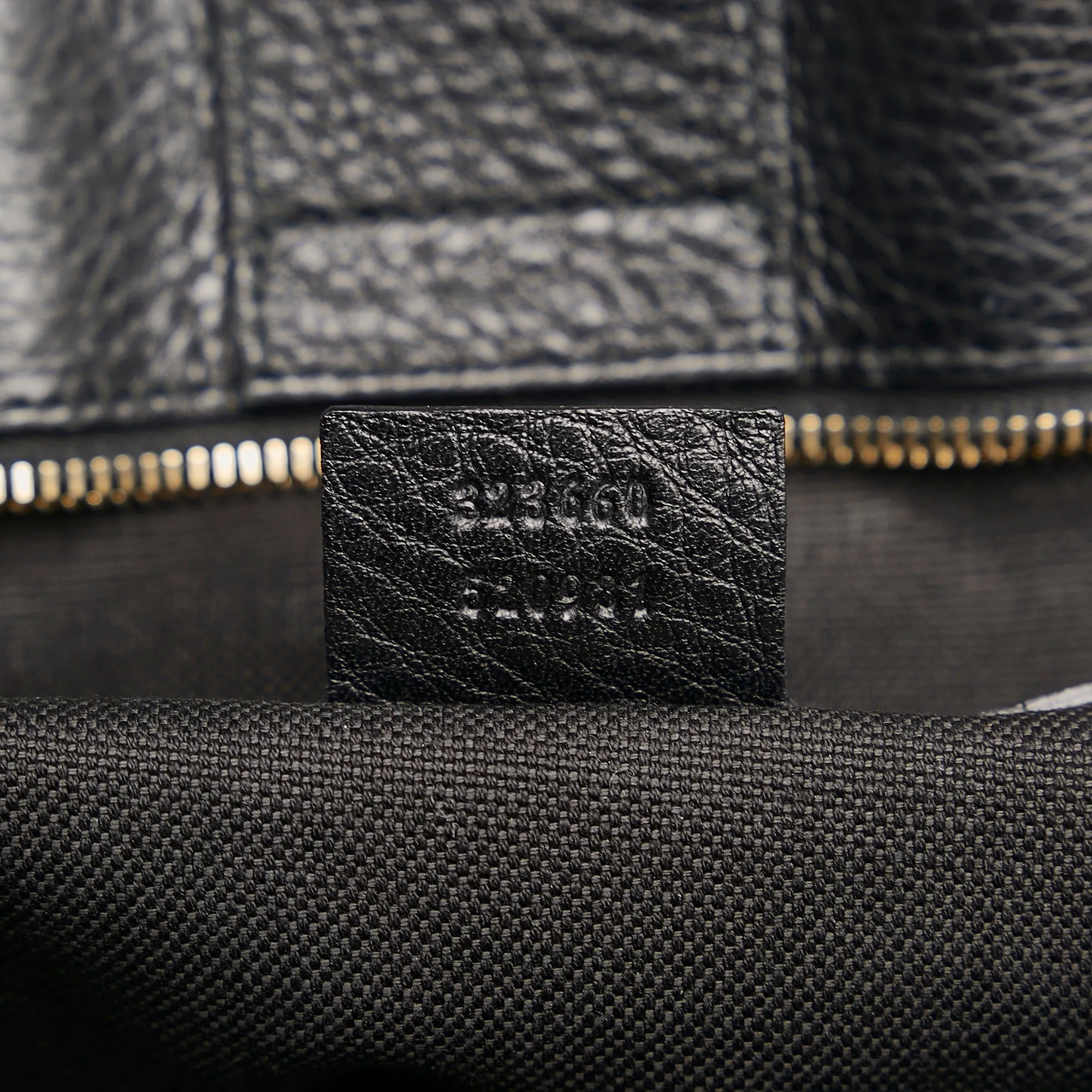 Exclusive Shopper Gucci Bamboo Shockproof Medium Tote Bag