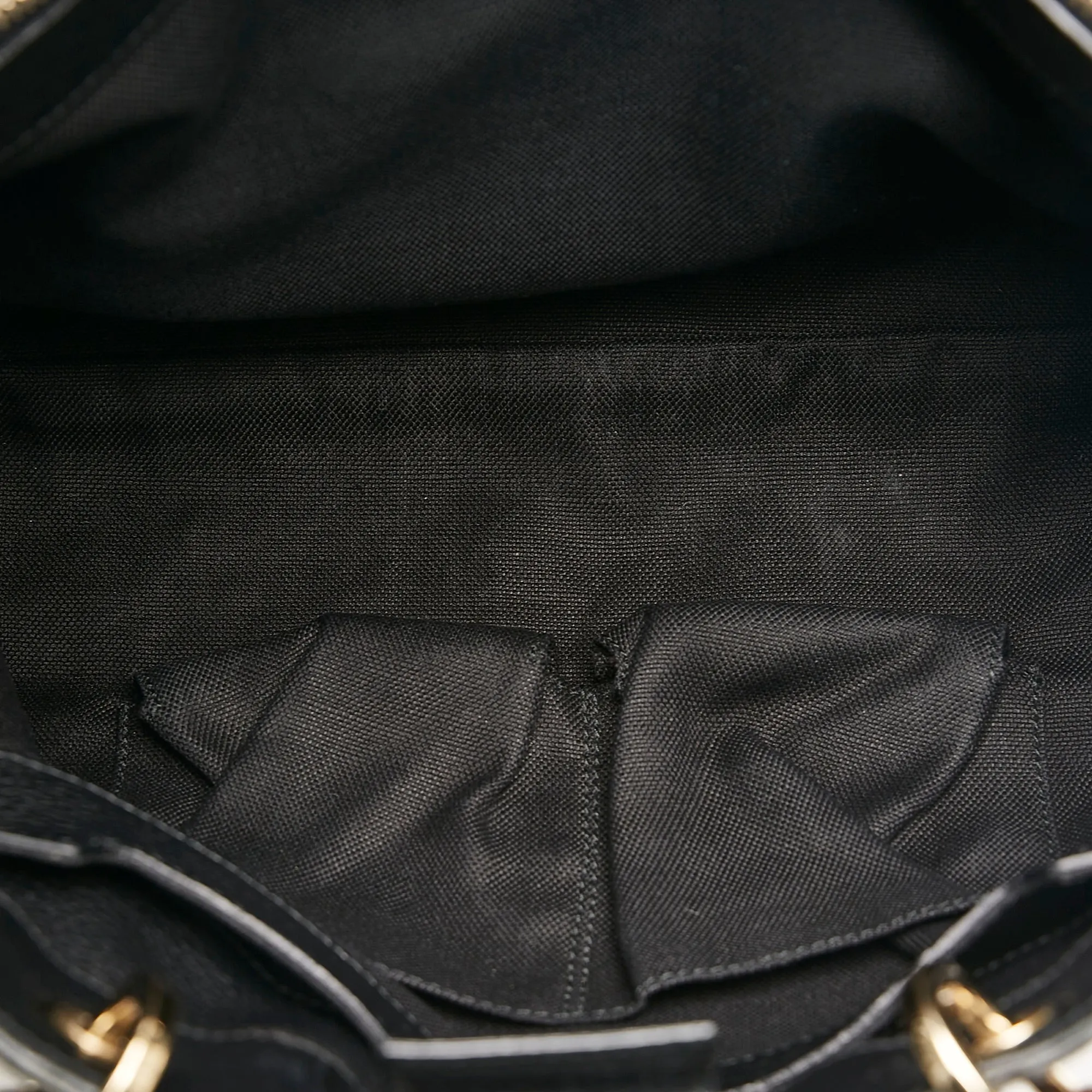 Exclusive Shopper Gucci Bamboo Shockproof Medium Tote Bag