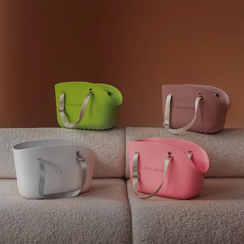 Fashion Outdoor Breathable Small Pet Carrier Bag