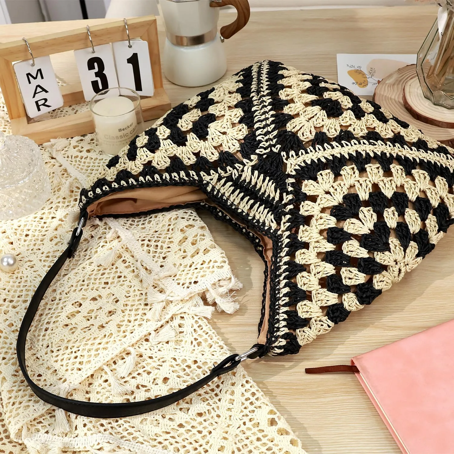 hatisan Straw Beach Bag for Women Summer Woven Beach Tote Bag Shoulder Handbags Boho Bag