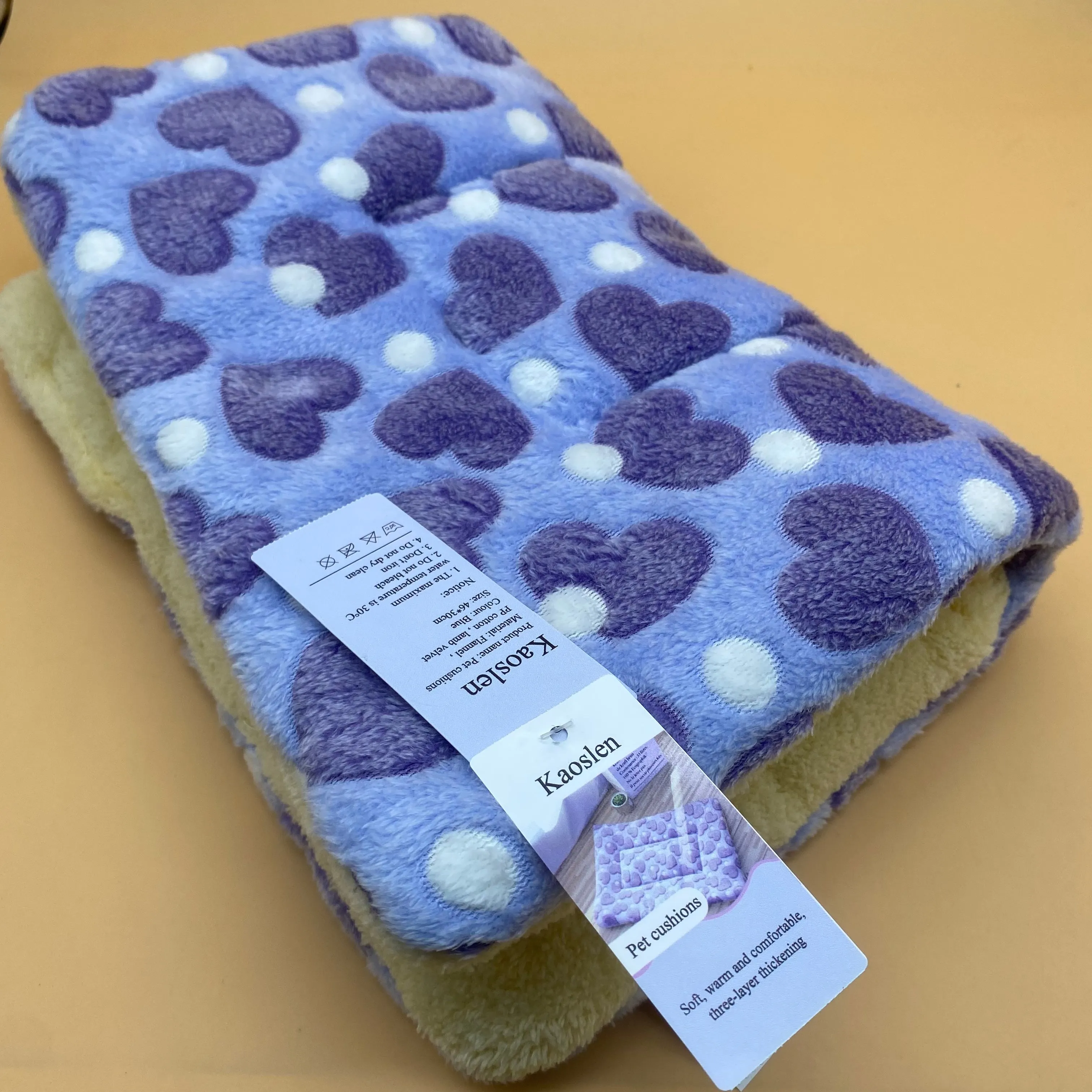 Kaoslen Portable beds for pets,  Plush Dog Cat Bed Soft and Fluffy Cuddler Pet Cushion (Blue, One Size)