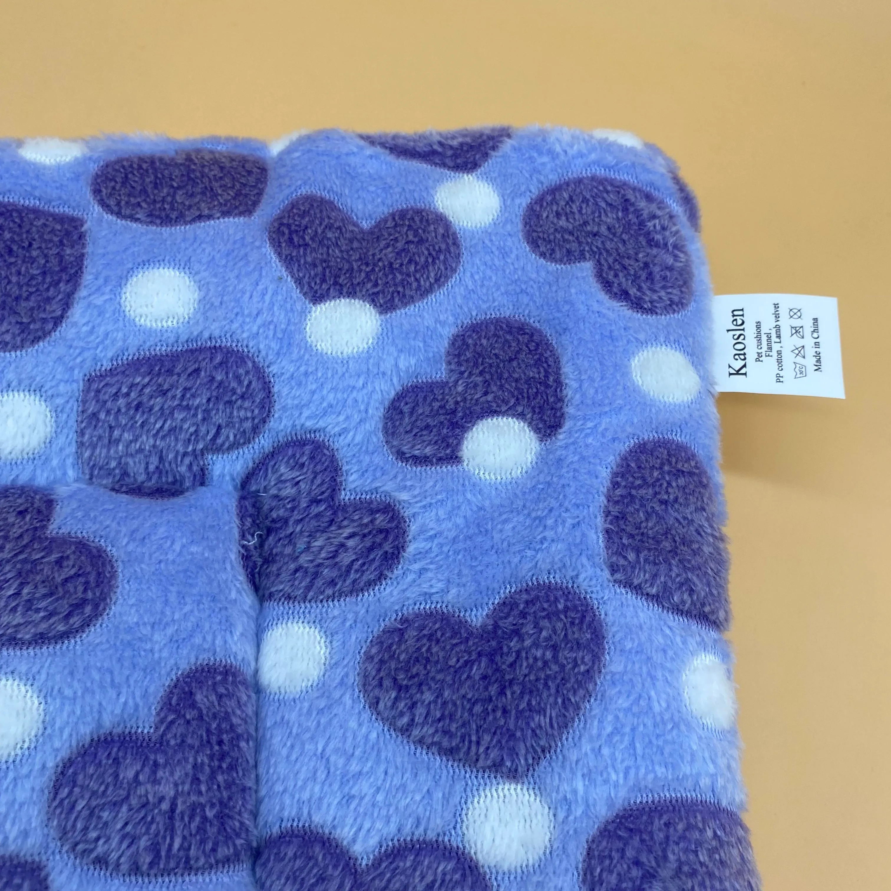 Kaoslen Portable beds for pets,  Plush Dog Cat Bed Soft and Fluffy Cuddler Pet Cushion (Blue, One Size)