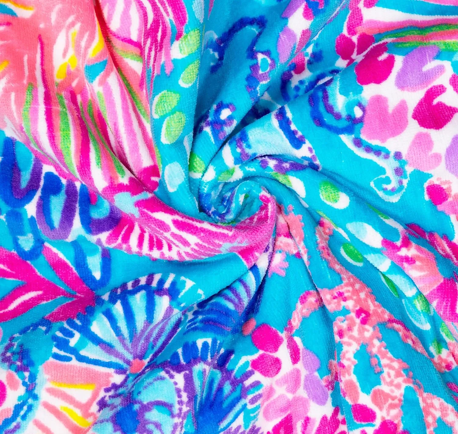 Lilly Pulitzer Oversized Pool/Beach Towel, 40 x 70, Large Terry Cloth Towel for Adults, Splendor in The Sand