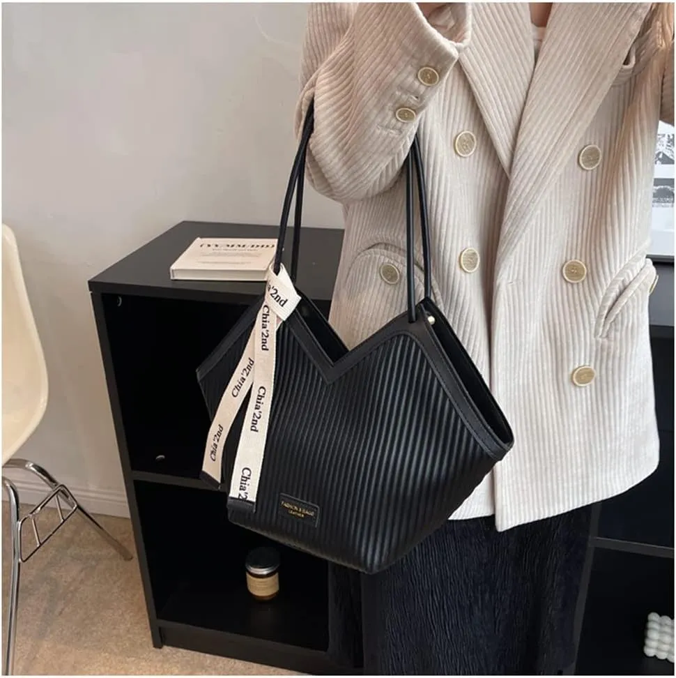 Love Heart Shape PU Artificial Leather Tote Bag for Women's Fashion Shoulder Bag and Satchel