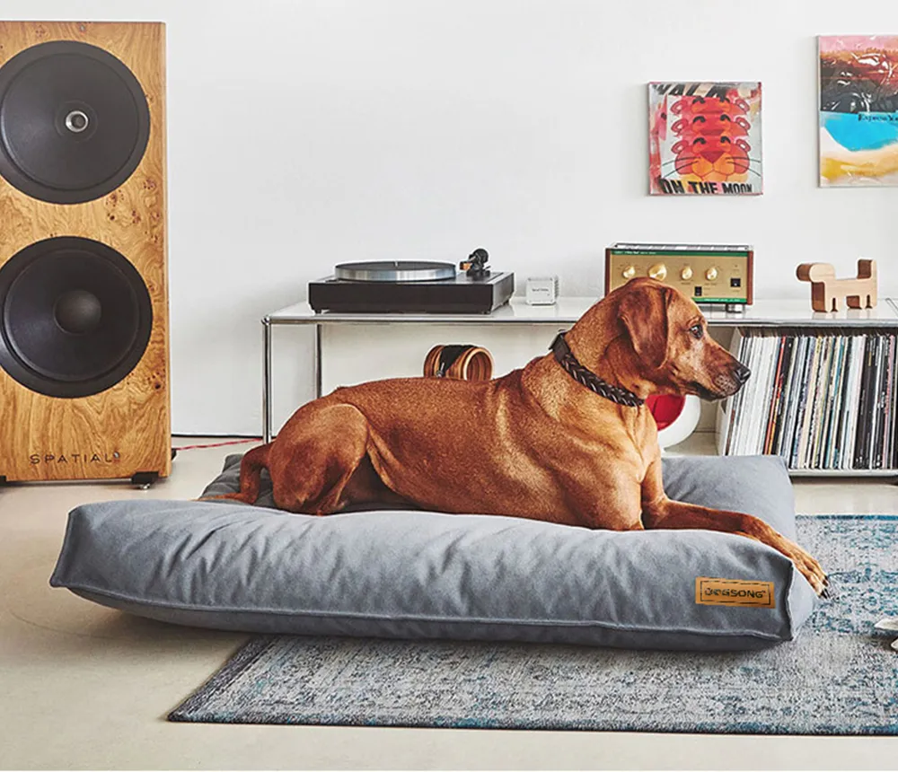 Luxury Cozy Winter Dog Bed