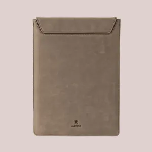 MacBook Pro 16 Note sleeve - Burnt Tobacco