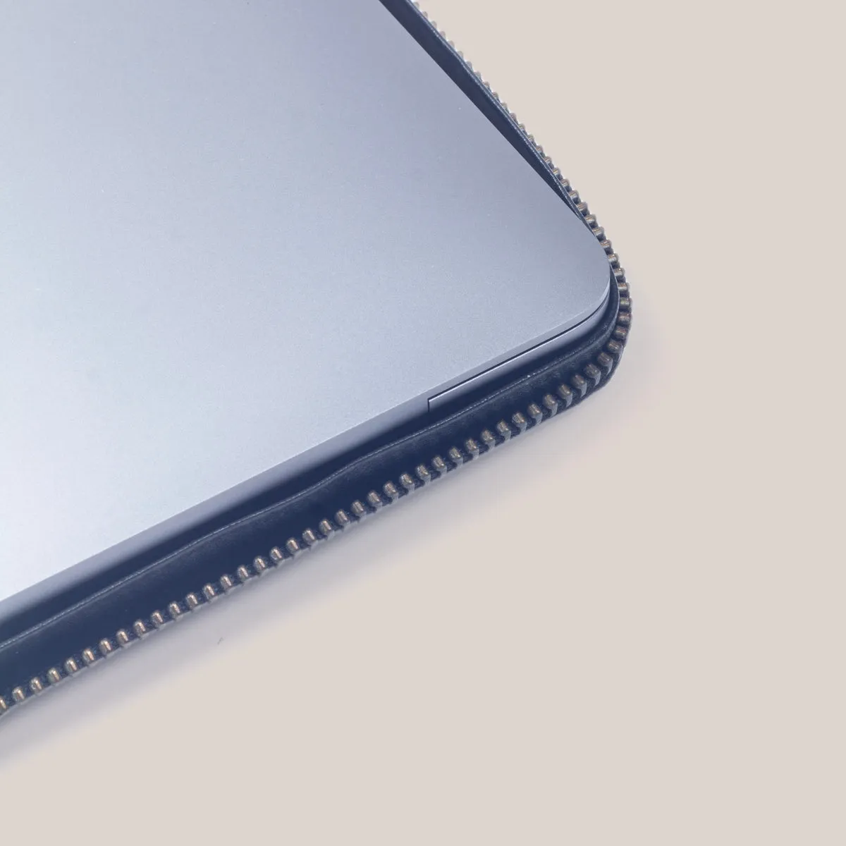 MacBook Zippered Laptop Case - Burnt Tobacco