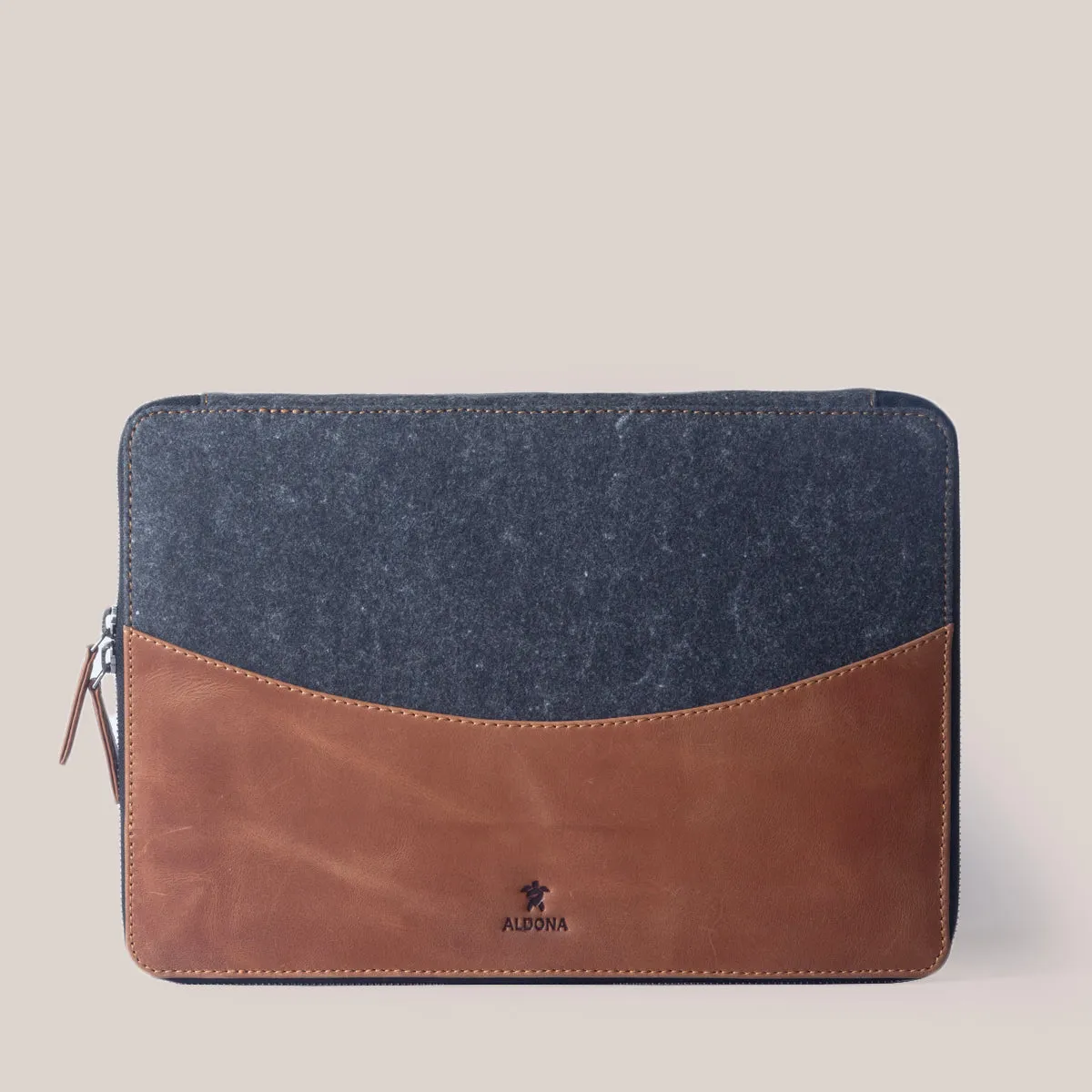 MacBook Zippered Laptop Case - Burnt Tobacco