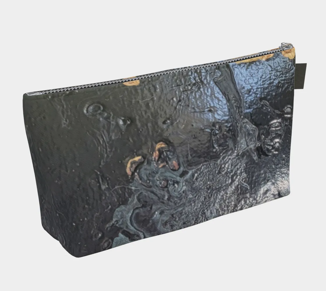 Makeup Bag (2024-11-15, 8:14 p.m.)