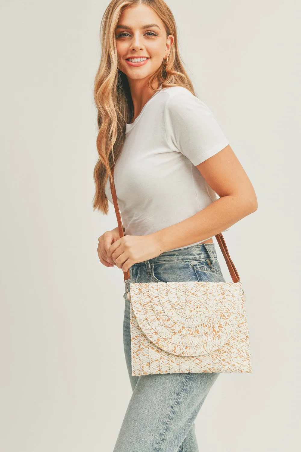 MB0184 STRAW ENVELOPE CROSSBODY AND CLUTCH BAG