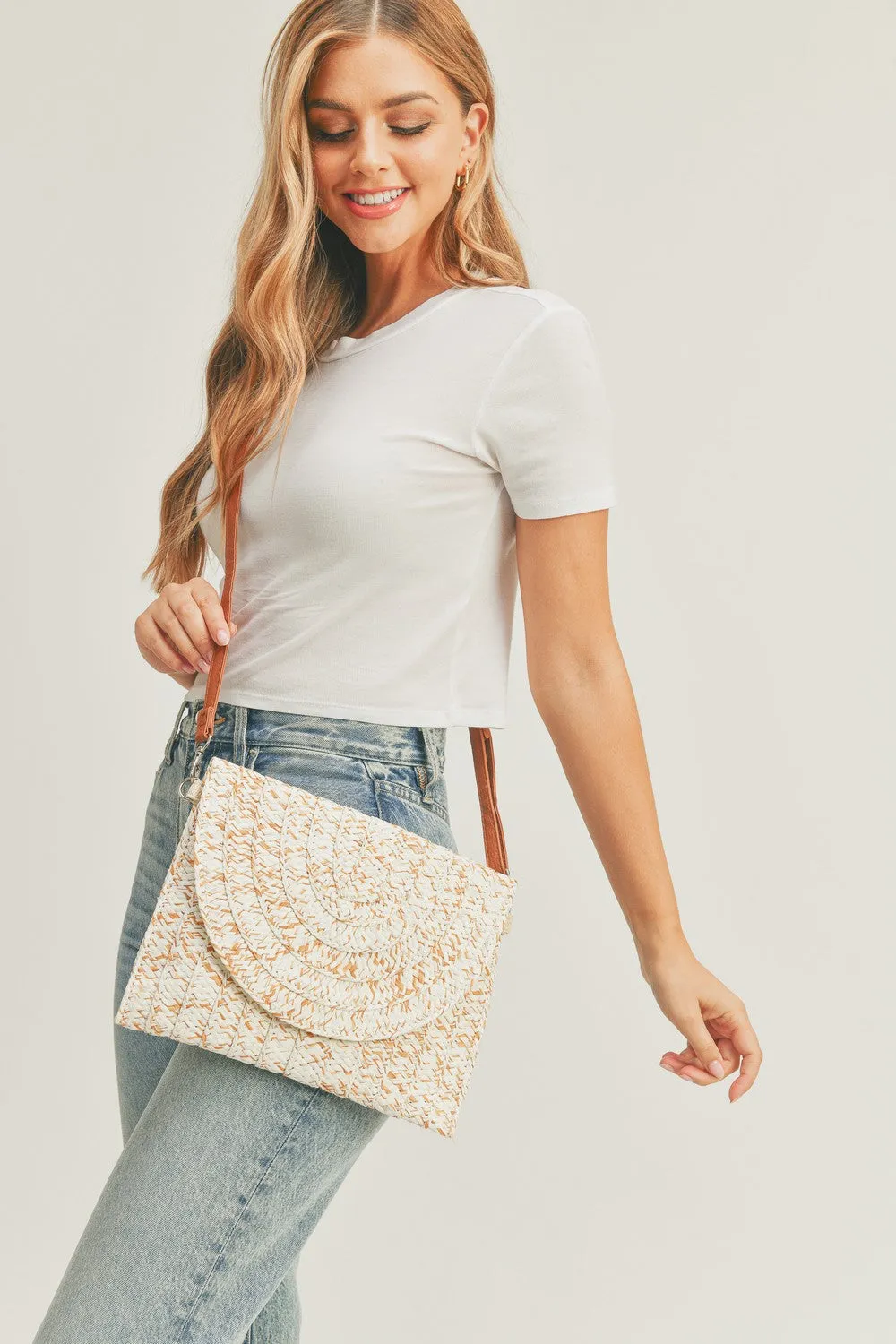 MB0184 STRAW ENVELOPE CROSSBODY AND CLUTCH BAG