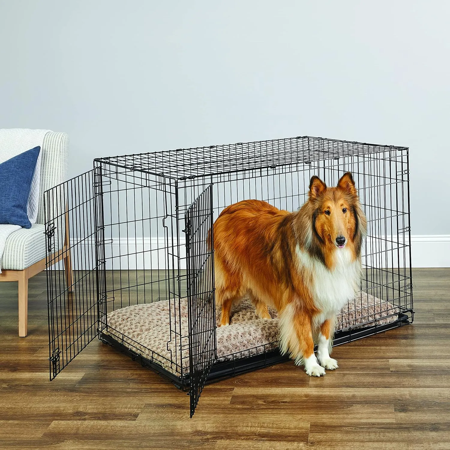 New World Newly Enhanced Double Door New World Dog Crate, Includes Leak-Proof Pan, Floor Protecting Feet, & New Patented Features, 48 Inch