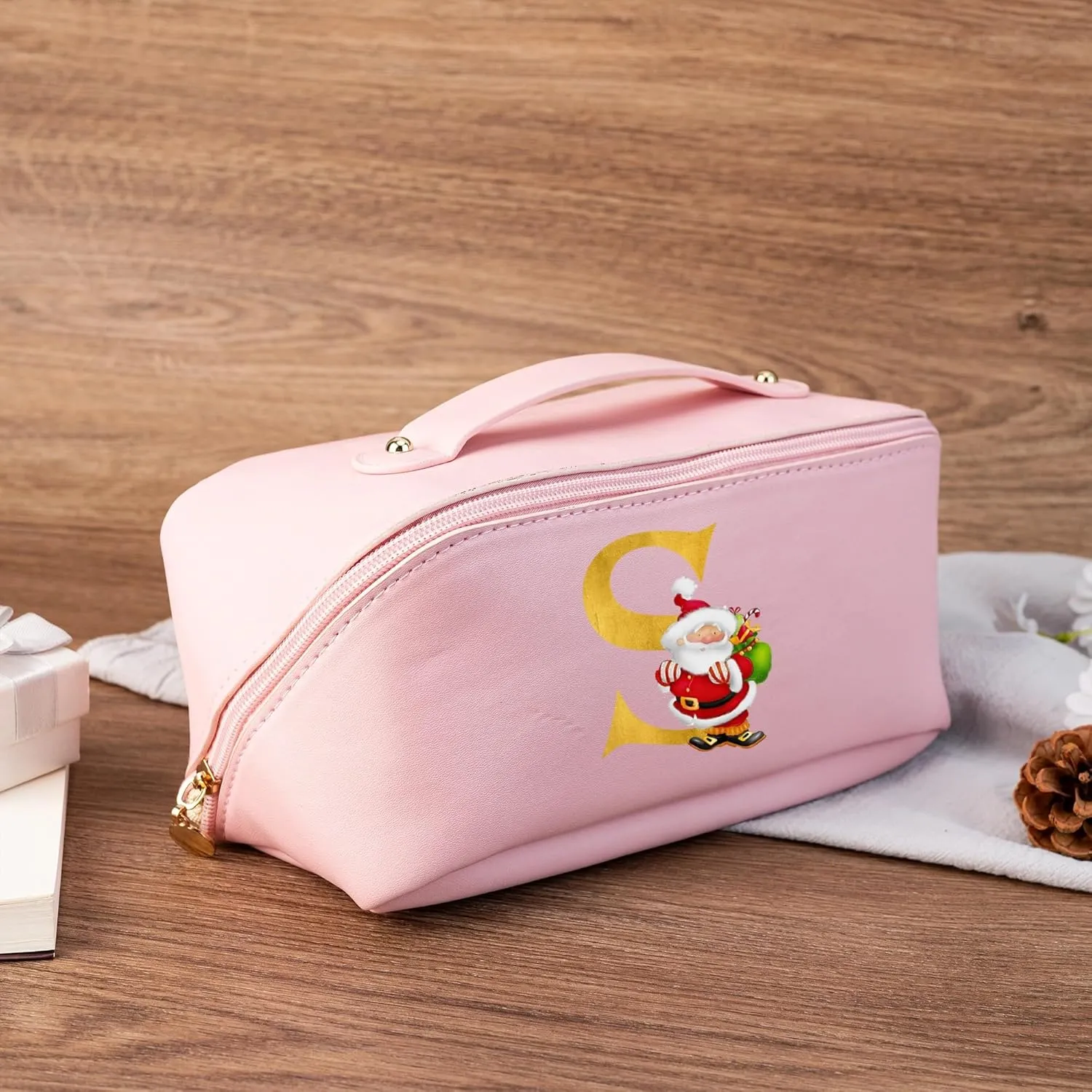Personalized Travel Cosmetic Bag for Women, PU Leather Makeup Bag with Name Initial, Large Capacity Gift for Bridesmaid Bride Wedding Graduation Anniversary(Pink)