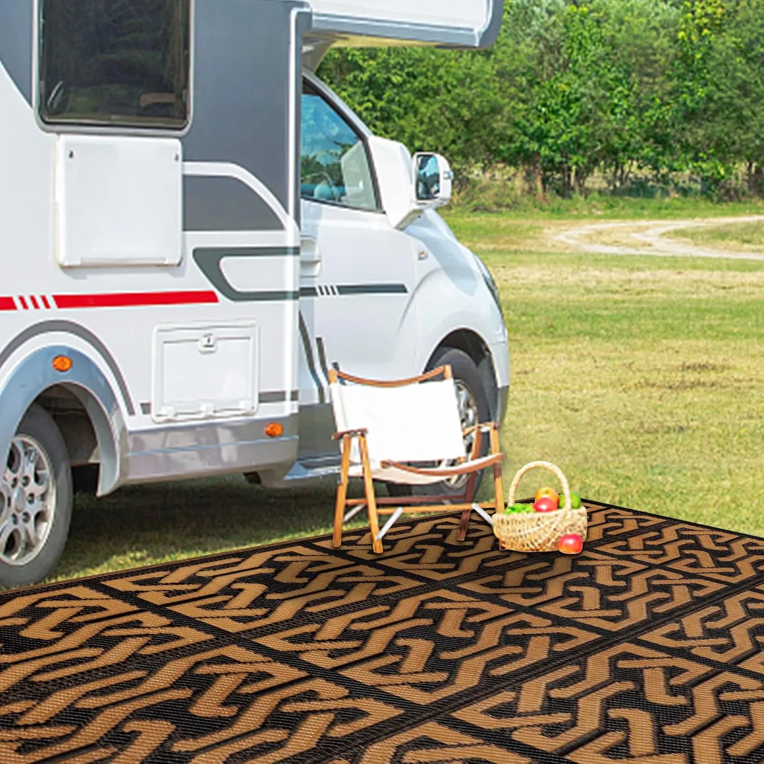 SAND MINE Reversible Mats, Plastic Straw Rug, Modern Area Rug, Large Floor Mat and Rug for Outdoors, RV, Patio, Backyard, Deck, Picnic, Beach, Trailer, Camping (4' x 6', Black & Brown)