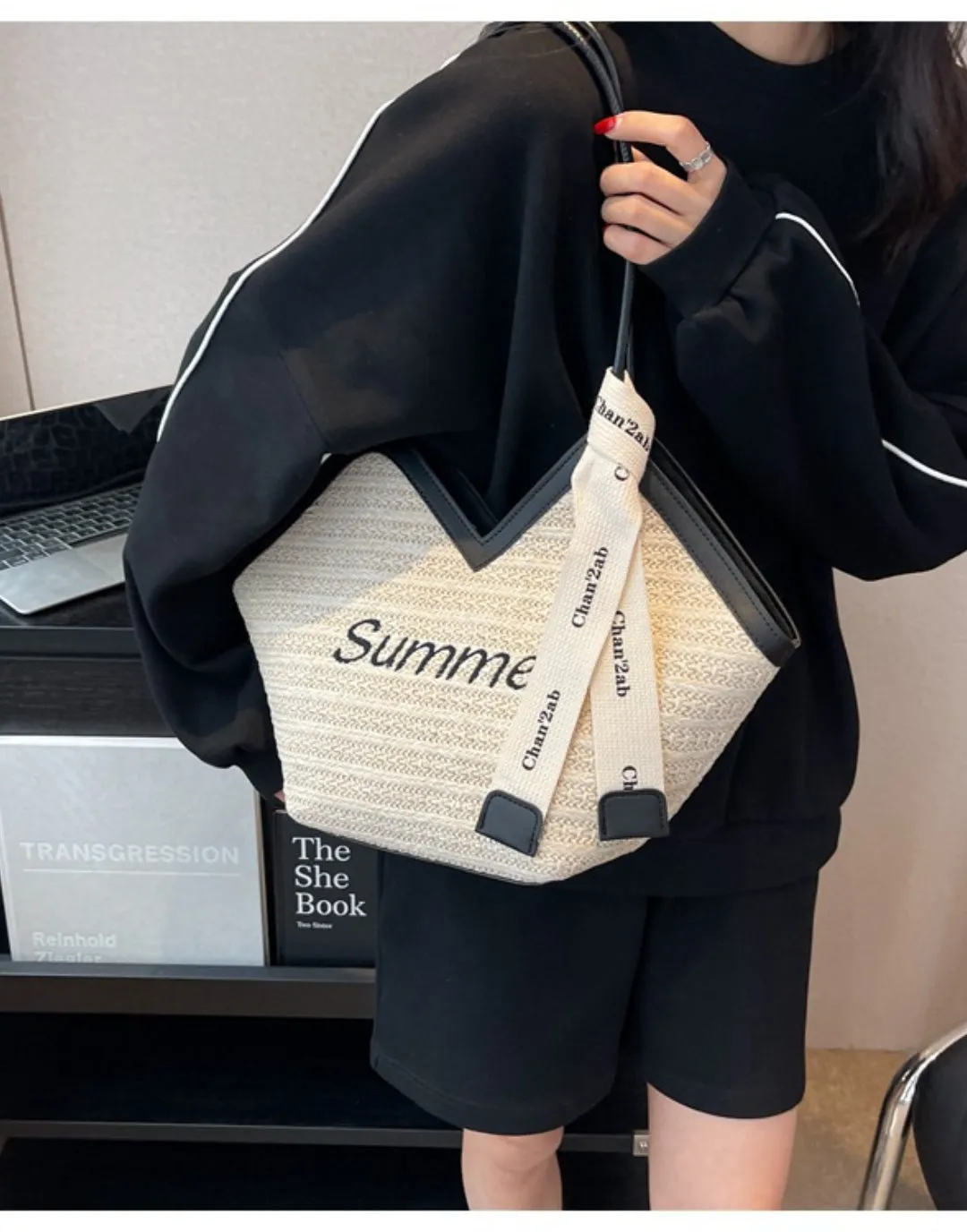 Straw Beach Bags&Tote Embroidery Heart Design Bag