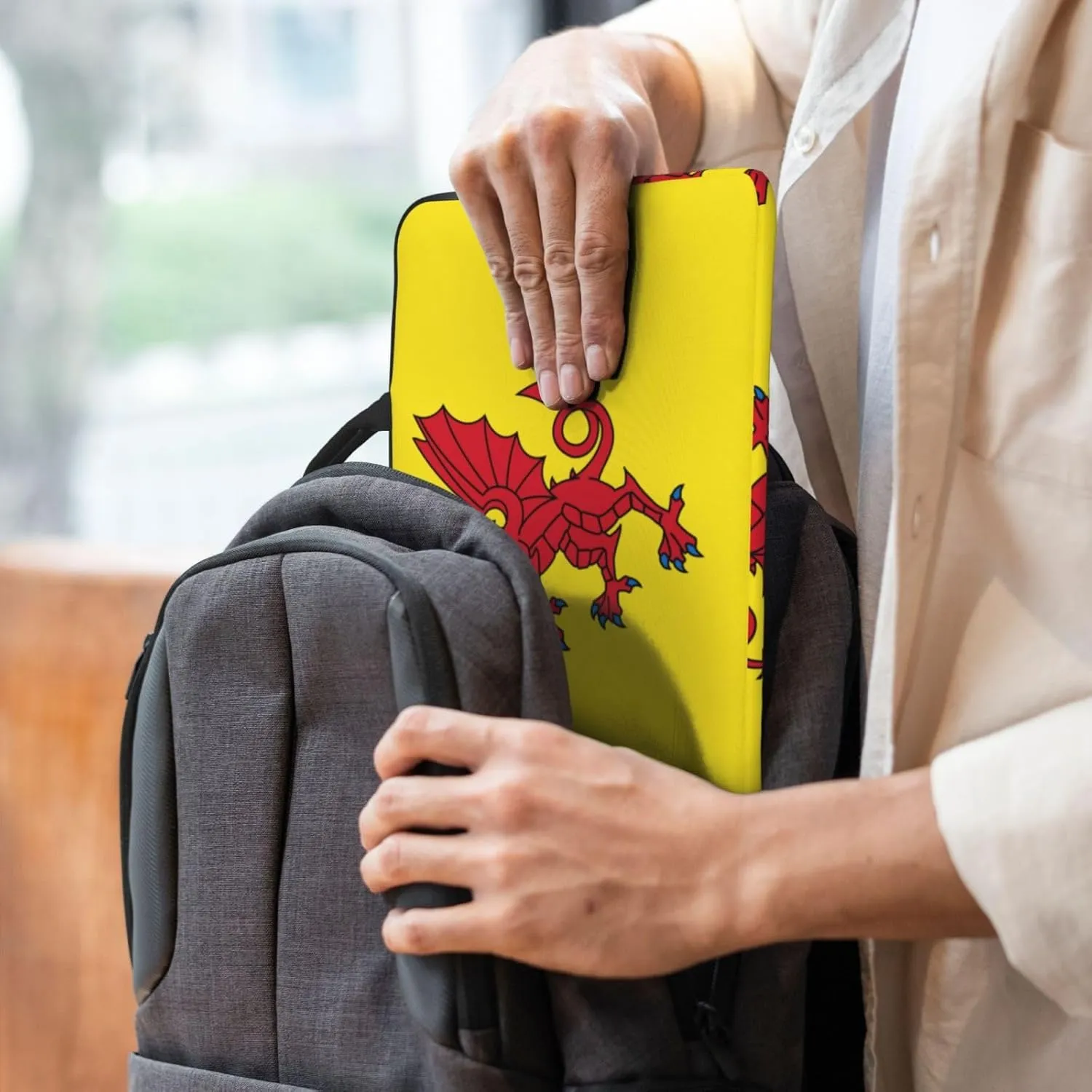 Thuringia flag 14 Inch Laptop Case, Water-Resistant and Shockproof Computer Cases for Laptops，Suitable for Daily Travel