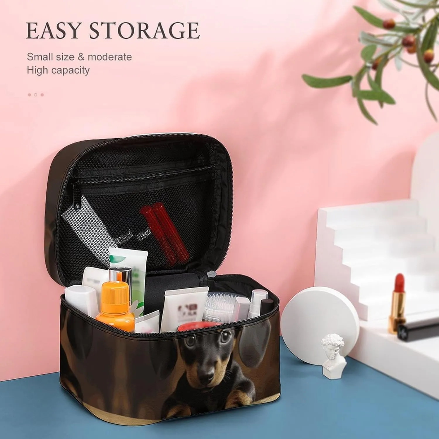 Travel Toiletry Bag for Women And Men,Dog Dachshund Toiletry Organizer, Makeup Bag Travel Organizer for Shampoo,Toiletries
