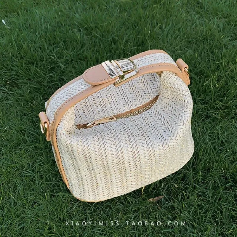 Trendy Woven Straw Handbag for Summer