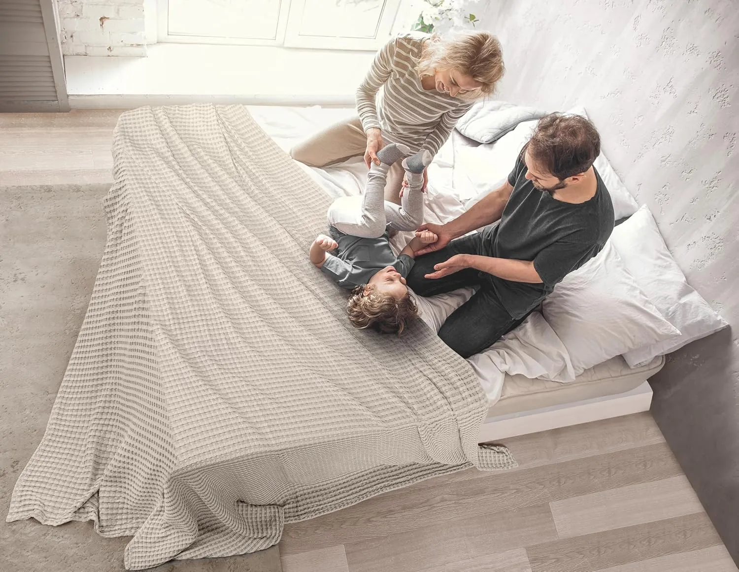 Utopia Bedding Khaki 100% Cotton Waffle Blanket 300 GSM [Twin - 90x72 Inch] Soft Lightweight Breathable Bed Blanket for All Season