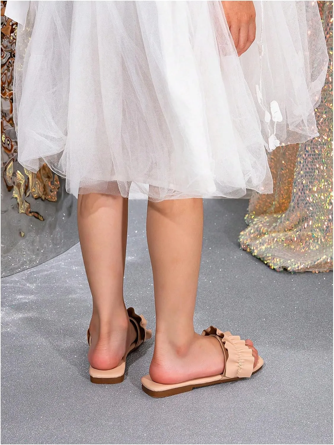 Verdusa Girl's Ruffle Single Band Slides Slippers PU Leather Open Toe Slip on Slippers