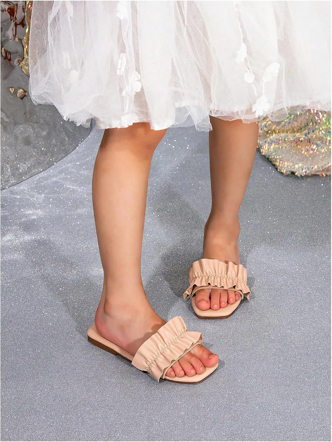 Verdusa Girl's Ruffle Single Band Slides Slippers PU Leather Open Toe Slip on Slippers