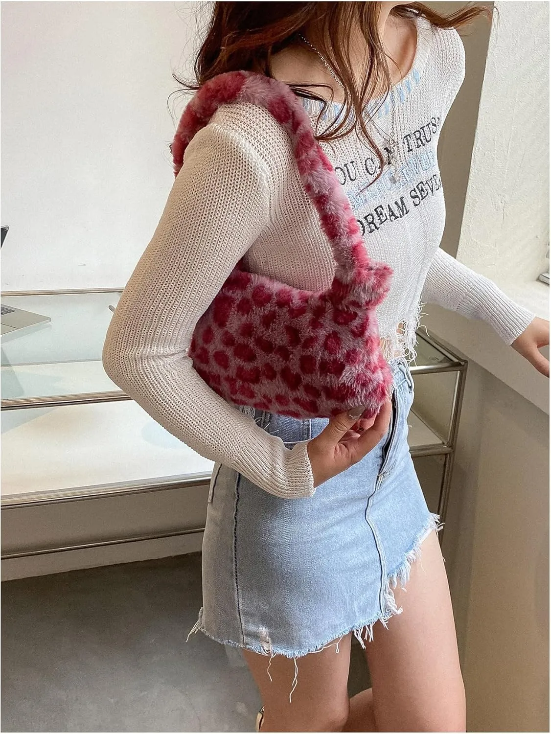 Verdusa Women's Plush Leopard Underarm Shoulder Bags Faux Fur Fuzzy Top Handle Bag