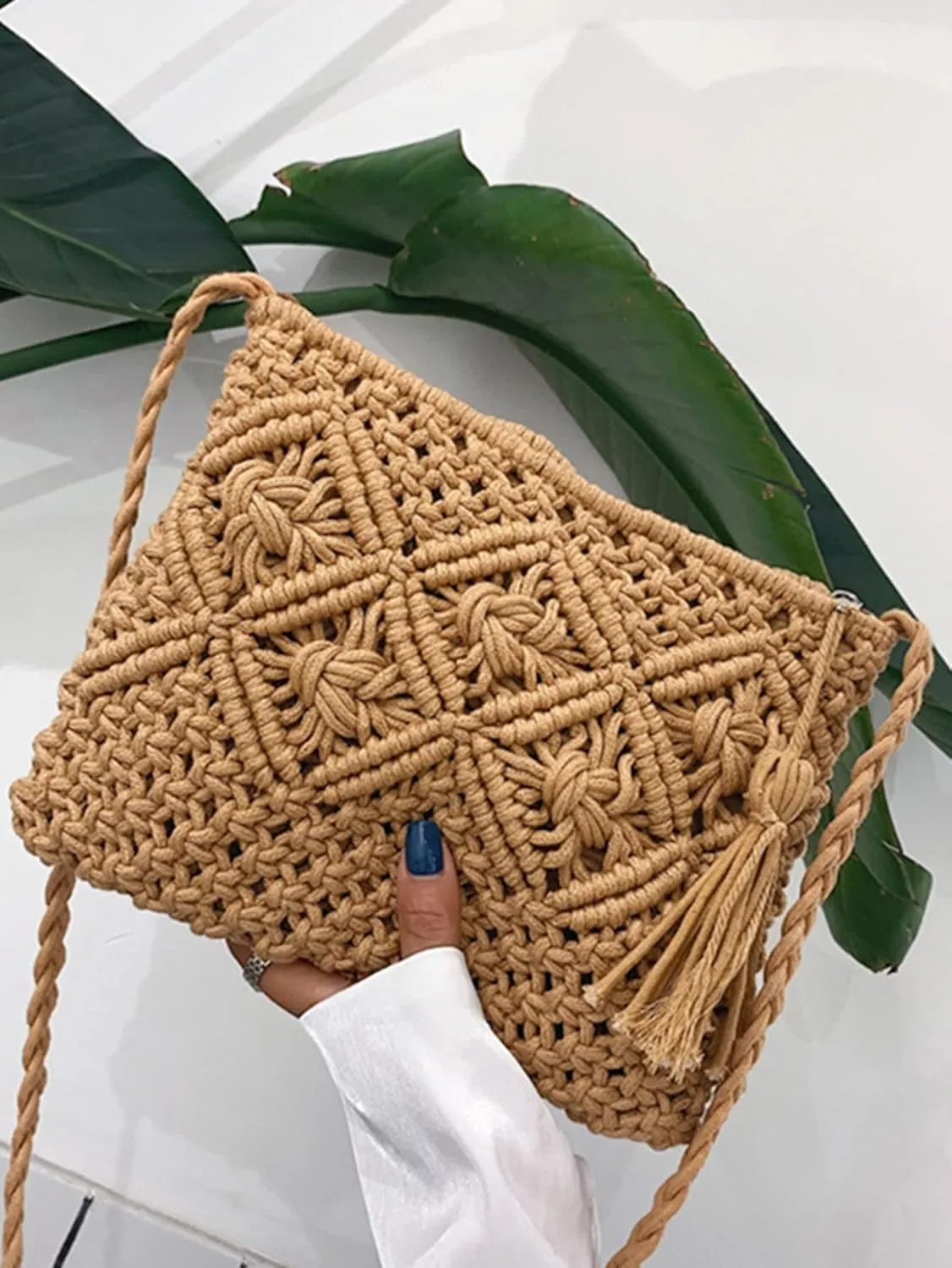 Verdusa Women's Tassel Hollow Out Straw Purse Shoulder Bag Summer Beach Bags
