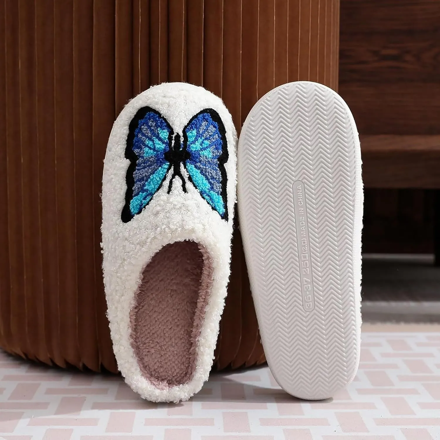 Women's Men's Happy Face Heart-shaped Cat Slippers - Retro Leopard Print, Memory Foam, Soft Plush, Warm, Anti-Slip Home Shoes