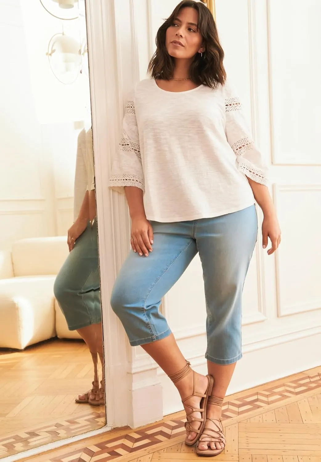 Women's Plus Size Butter Denim Pull On Crop Jean